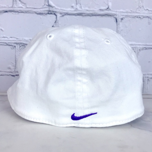 Nike Just Do It Purple Embroidered Logo Kids White Fitted Hat Size 4-6x - Picture 4 of 9
